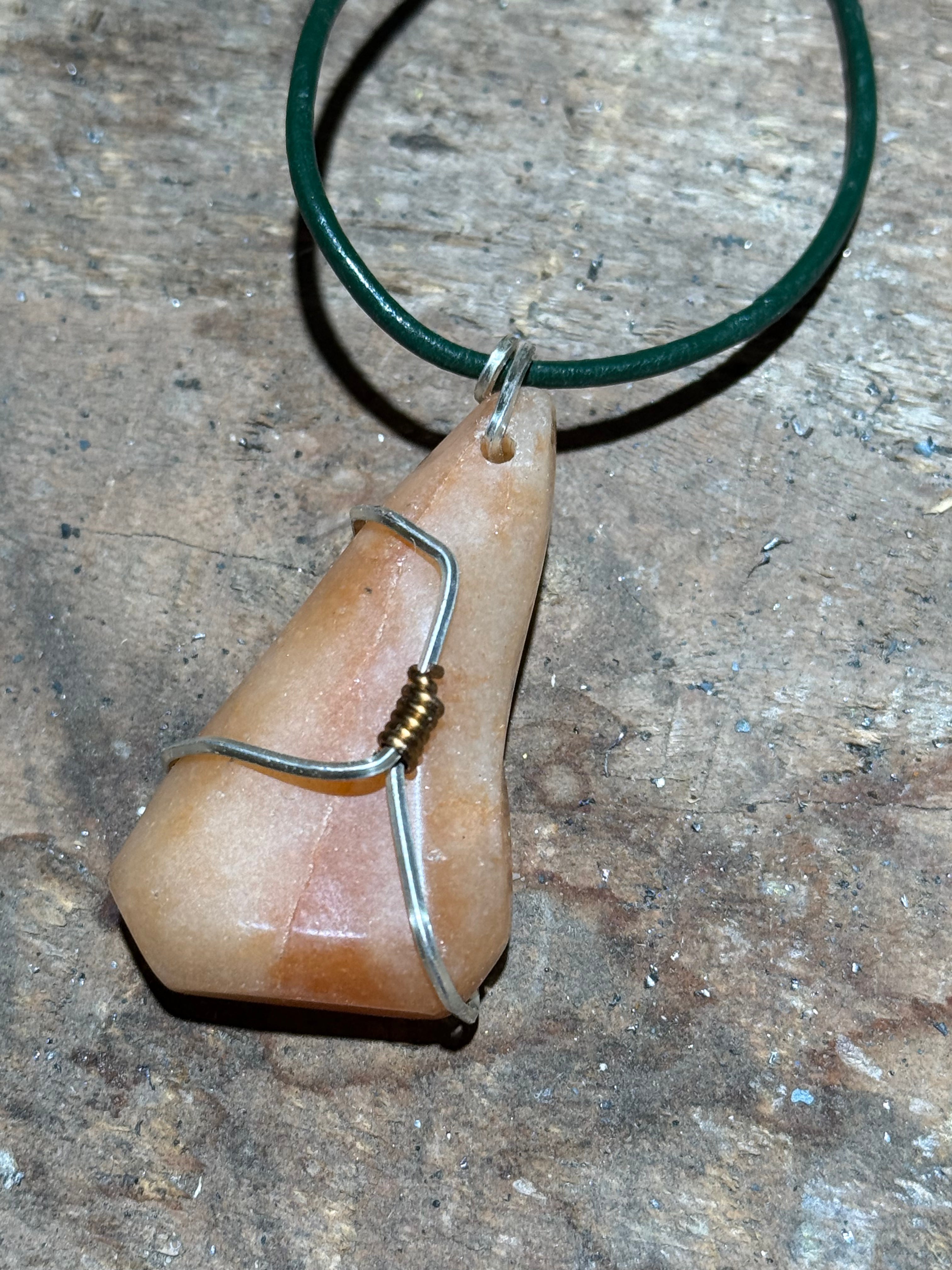 Wier wraped stone necklace