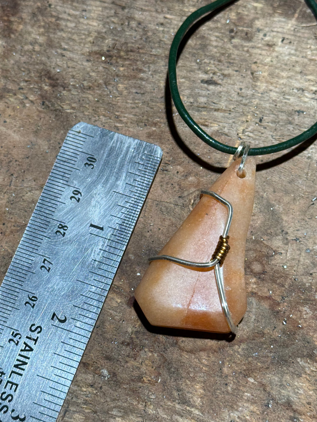 Wier wraped stone necklace